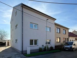 Prodej bytu 3+kk, Kobylnice, Uzavřená, 73 m2