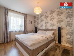 Prodej bytu 3+1, Hostivice, Na Pískách, 100 m2