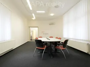 Pronájem kanceláře, Praha - Nové Město, Národní, 65 m2