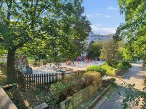 Pronájem bytu 3+1, Praha - Bohnice, Lindavská, 77 m2