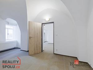 Pronájem obchodního prostoru, Jihlava, Čajkovského, 131 m2