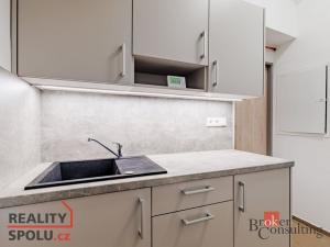 Pronájem obchodního prostoru, Jihlava, Čajkovského, 131 m2