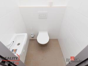 Pronájem obchodního prostoru, Jihlava, Čajkovského, 131 m2