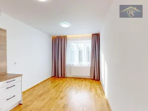 Pronájem bytu 2+kk, Praha - Strašnice, Černokostelecká, 41 m2