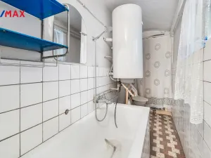 Prodej rodinného domu, Jenišovice - Odolenovice, 150 m2