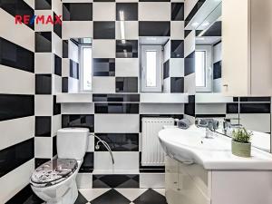 Prodej vícegeneračního domu, České Velenice, Komenského, 247 m2