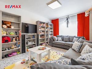 Prodej vily, České Velenice, Komenského, 247 m2