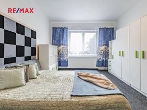 Prodej rodinného domu, České Velenice, Komenského, 247 m2