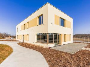 Pronájem kanceláře, Velká Bíteš, 937 m2