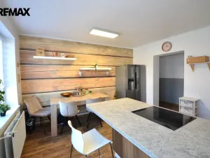 Prodej bytu 3+1, Štíty, Sportovní, 81 m2