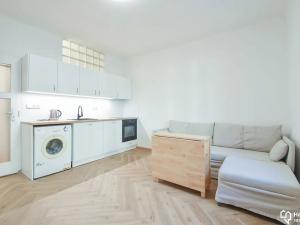 Pronájem bytu 2+kk, Olomouc, Ostružnická, 43 m2