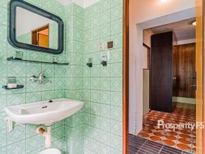 Prodej rodinného domu, Janovice, 250 m2