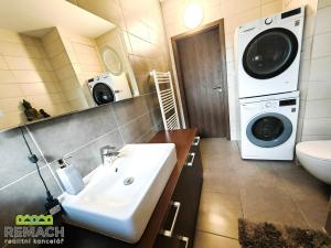 Prodej bytu 2+kk, Buchlovice, V Lúčkách, 50 m2