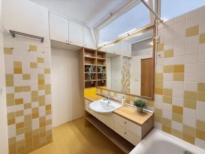 Pronájem bytu 3+1, Olomouc - Neředín, Stiborova, 70 m2