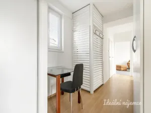 Pronájem bytu 2+1, Praha - Košíře, Pod Šmukýřkou, 61 m2