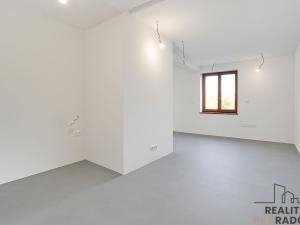 Prodej bytu 1+kk, Ostrava - Moravská Ostrava, Bachmačská, 45 m2