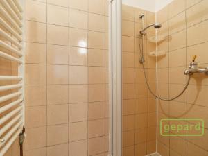 Prodej obchodního prostoru, Karlovy Vary, Rohová, 120 m2