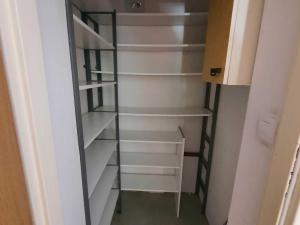 Pronájem bytu 3+1, Karlovy Vary, Raisova, 100 m2