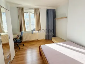 Pronájem bytu 3+kk, Praha, Vrázova, 88 m2