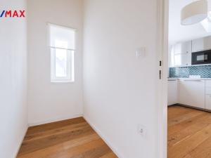 Pronájem bytu 3+kk, Praha - Satalice, Vinořská, 110 m2