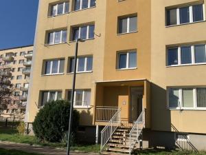Pronájem bytu 2+kk, Opava, 35 m2