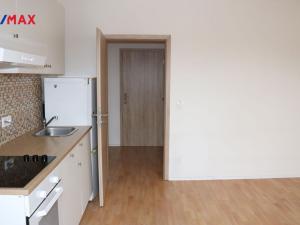 Pronájem bytu 1+kk, Brno - Židenice, Bubeníčkova, 25 m2
