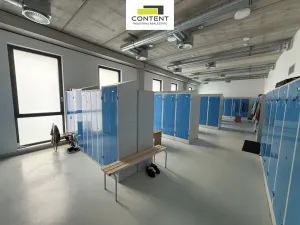 Prodej výrobních prostor, Mochov, U Mrazíren, 4977 m2