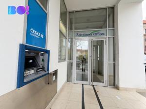 Pronájem kanceláře, Praha, Žerotínova, 419 m2