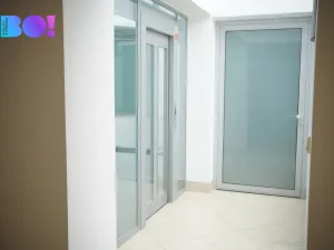 Pronájem kanceláře, Praha, Žerotínova, 420 m2