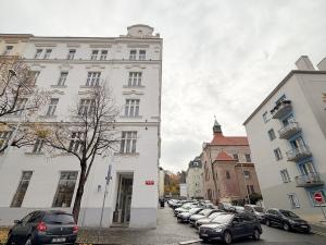 Pronájem kanceláře, Praha, Žerotínova, 47 m2