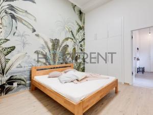 Pronájem bytu 2+kk, Praha - Karlín, Prvního pluku, 55 m2