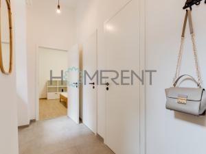 Pronájem bytu 2+kk, Praha - Karlín, Prvního pluku, 55 m2