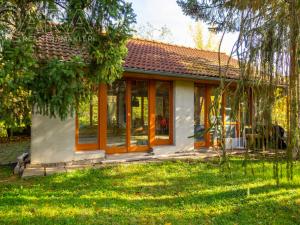 Prodej rodinného domu, Lety, Pražská, 167 m2