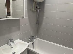 Pronájem bytu 1+1, Praha - Nusle, Kloboučnická, 50 m2