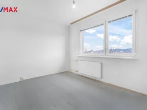 Prodej bytu 3+1, Liberec - Liberec VI-Rochlice, Sametová, 70 m2