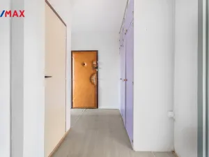 Prodej bytu 3+1, Liberec - Liberec VI-Rochlice, Sametová, 70 m2