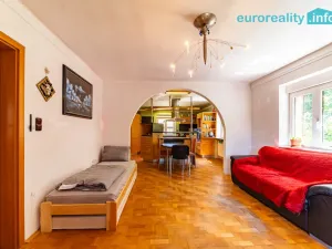 Prodej rodinného domu, Aš, Březová, 210 m2