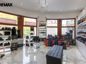 Prodej obchodního prostoru, Karlovy Vary, Zámecký vrch, 30 m2