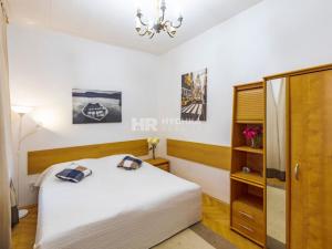 Pronájem bytu 2+kk, Praha - Nové Město, Mikulandská, 65 m2