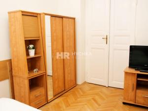 Pronájem bytu 2+kk, Praha - Nové Město, Mikulandská, 65 m2