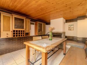 Prodej chaty, Komorní Lhotka, 150 m2