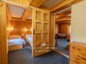 Prodej chaty, Komorní Lhotka, 150 m2