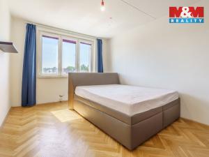 Prodej bytu 3+1, Karlovy Vary - Stará Role, Dvořákova, 83 m2