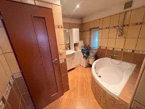 Prodej rodinného domu, Železnice, 156 m2