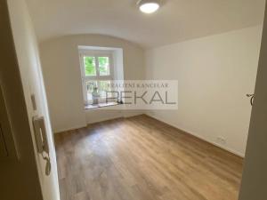 Pronájem bytu 1+kk, Praha - Košíře, Musílkova, 17 m2