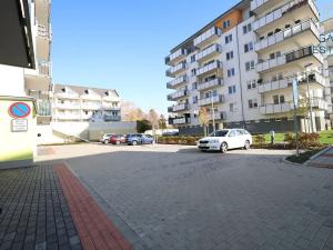 Pronájem garážového stání, Uherské Hradiště, Zahrádky, 13 m2