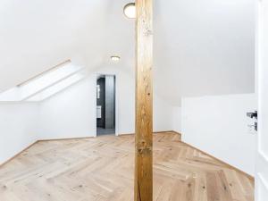 Prodej bytu 4+kk, Praha - Vršovice, Žitomírská, 103 m2