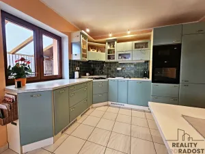 Prodej rodinného domu, Čebín, 208 m2