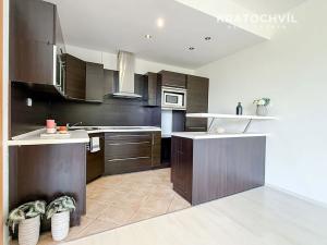 Prodej bytu 2+kk, Vestec, U Strouhy, 66 m2