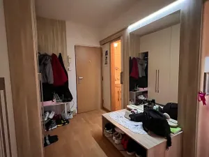 Prodej bytu 3+1, Karlovy Vary, Maďarská, 61 m2